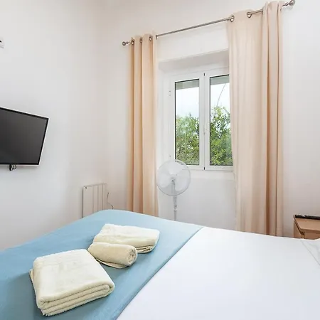 Blife Salinya Private Rooms At N125 Olhão Buitenkant foto