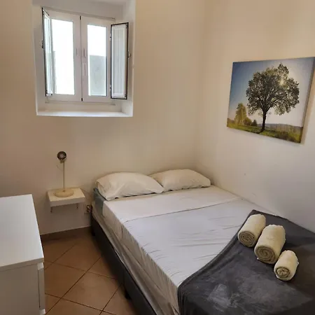 Blife Salinya Private Rooms At N125 Olhão Room photo