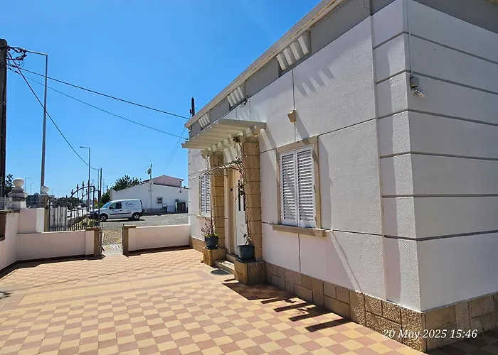 Blife Salinya Private Rooms At N125